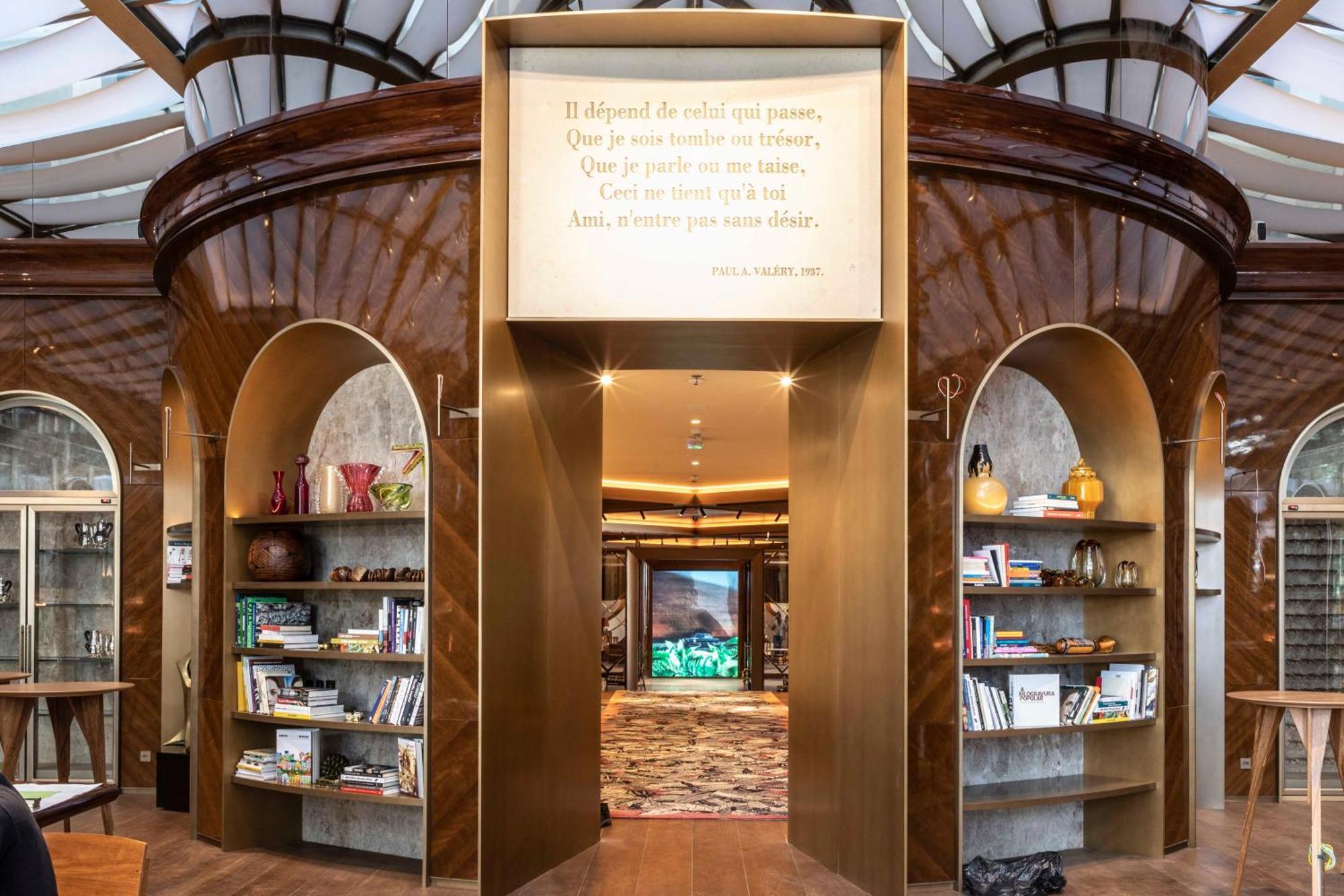 Hotel Rosewood São Paulo Zewnętrze zdjęcie Library on board