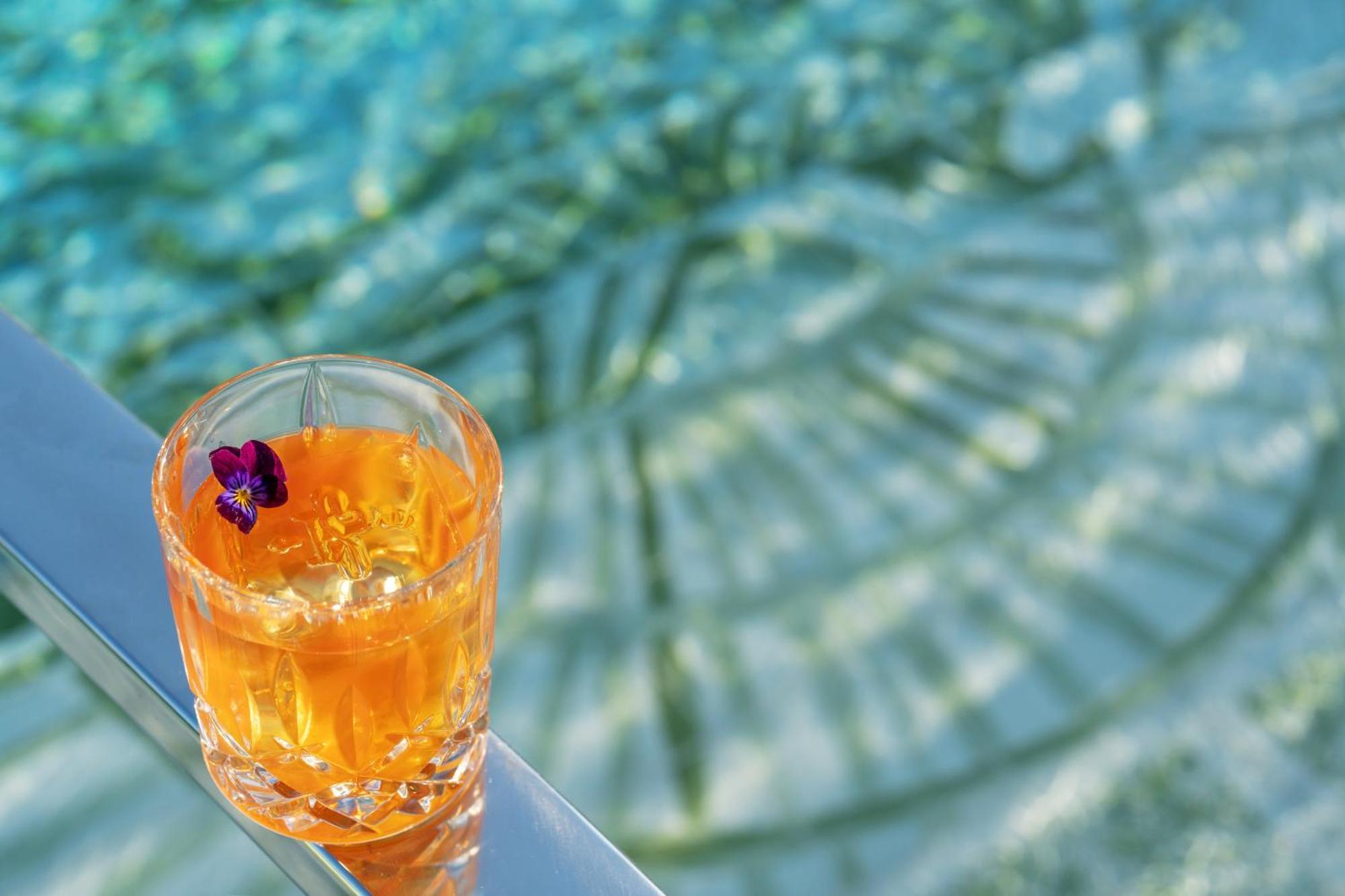 Hotel Rosewood São Paulo Zewnętrze zdjęcie A glass of orange liqueur